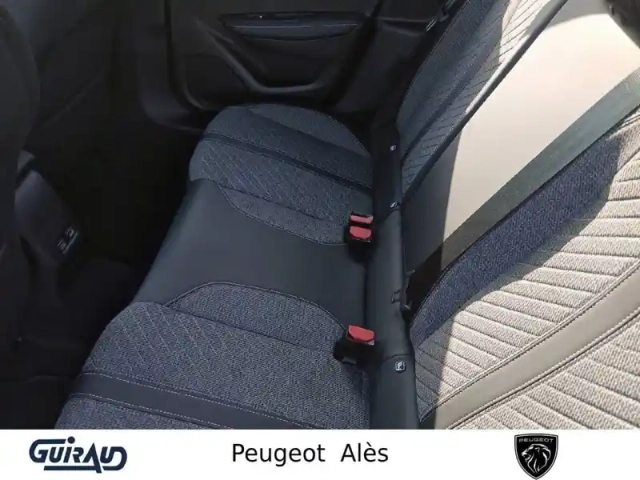 Peugeot 208 puretech 100 s&amp;s bvm6 — photo 11