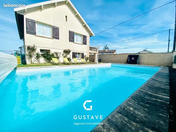 Maison 5 pièces 131m2 - piscine