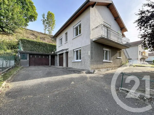 Maison 8 pièces 129 m²