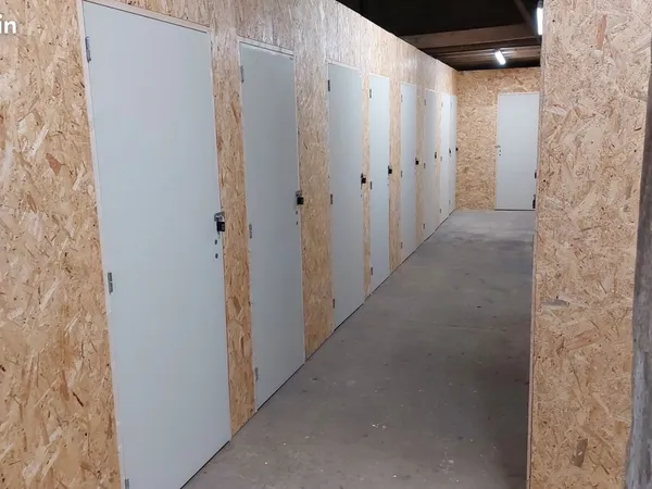 Box de stockage à louer - Plerguer - de 3 à 10 m²
