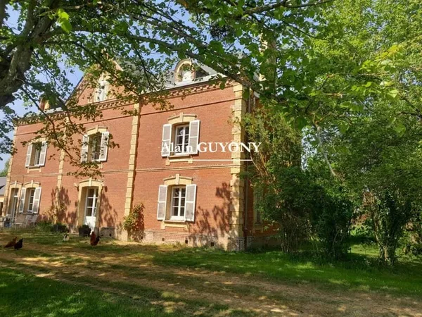 Maison 8 pièces 227 m²