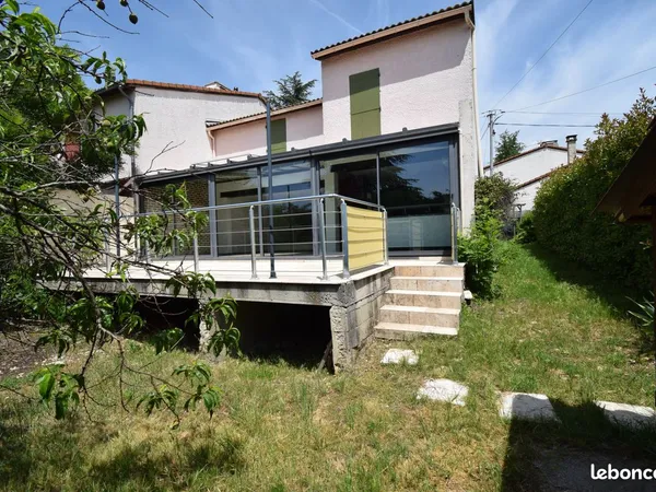 Maison 4 pièces 122 m²