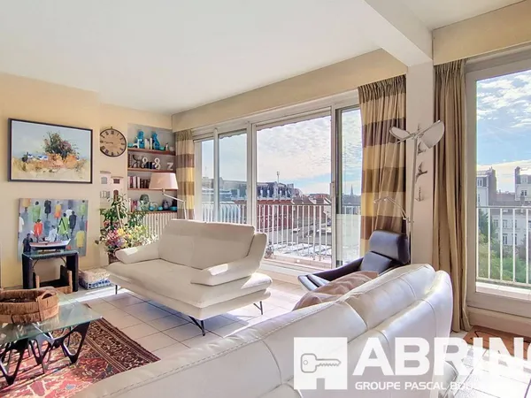 Appartement 4 pièces 130 m²