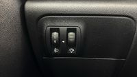 Renault Mégane 1.3 TCe 140ch Evolution — photo 28