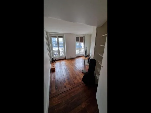 Propose colocation appartement 78m² Paris 4ème - Disponible dès maintenant