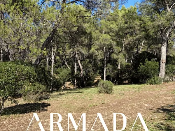 Terrain constructible 2370 m²