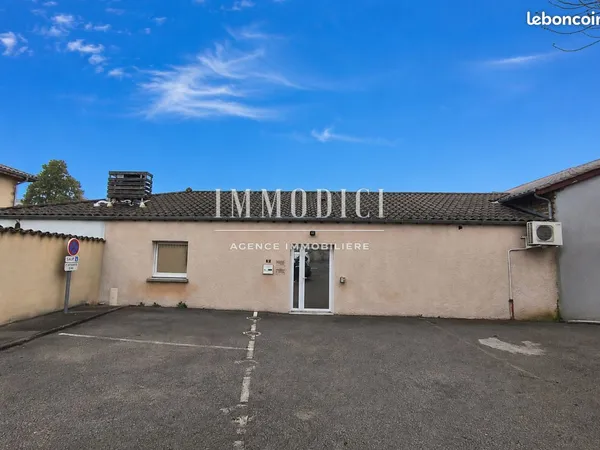Local 4 pièces 80 m²
