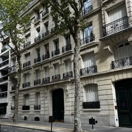 Place de parking dans résidence de standing Neuilly Sur Seine - Victor Hugo