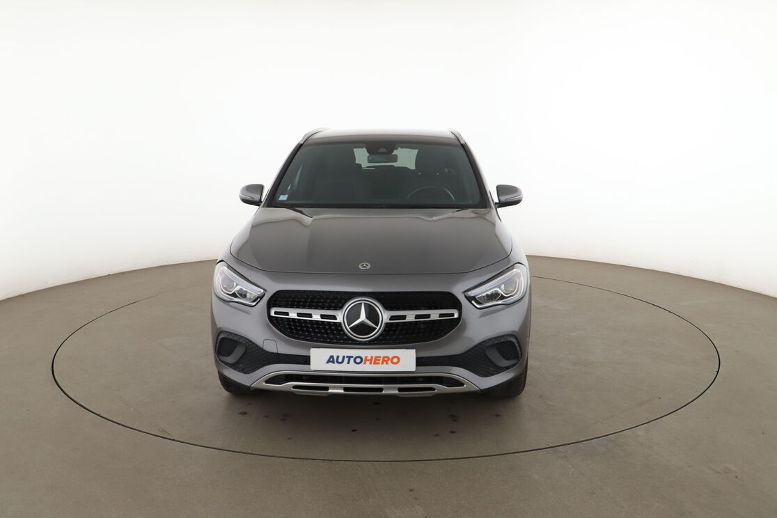 Mercedes-Benz GLA 200 d Progressive Line DCT — photo 8
