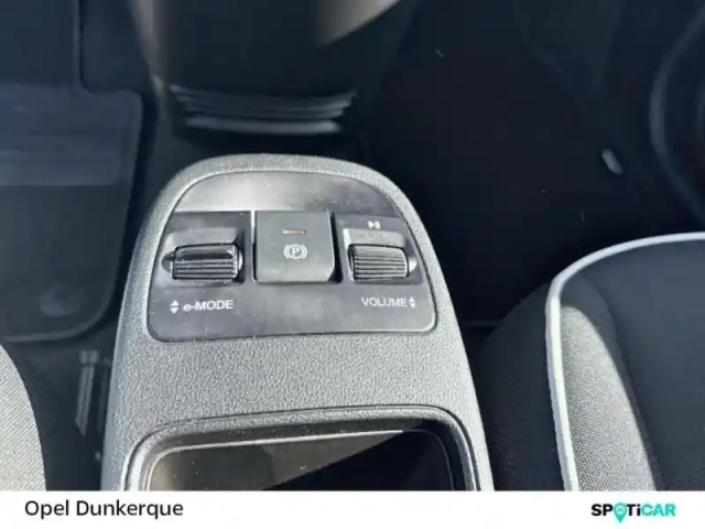 Fiat 500 e 95ch action — photo 10