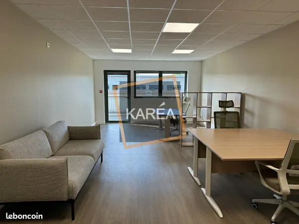 Bureaux 38 m² SERRIS