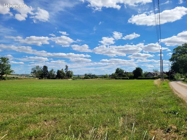 Terrain 2000 m² Chantelle