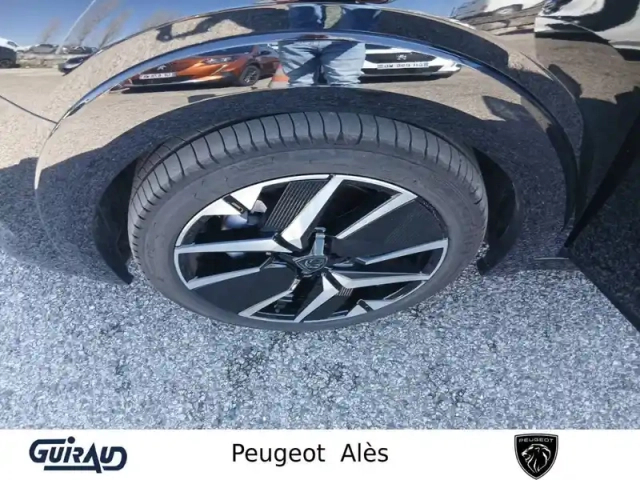 Peugeot 208 hybrid 110 e-dcs6 — photo 12