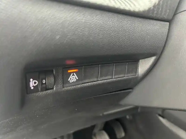 Peugeot 208 puretech 75 s&amp;s bvm5 — photo 77