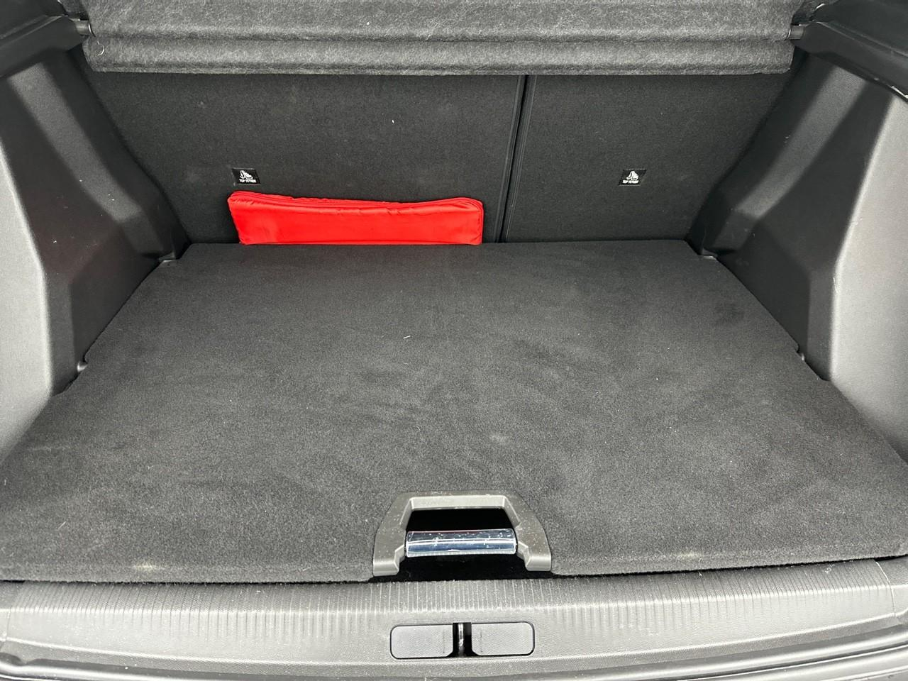 Peugeot 2008 bluehdi 130 s&s eat8 allure business — photo 6
