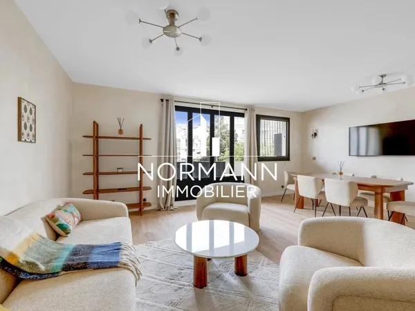 NEUILLY SUR SEINE - MAIRIE DE NEUILLY / AVENUE DU ROULE - 3 PIECES - 2 CHAMBRES - TERRASSE - PARKING