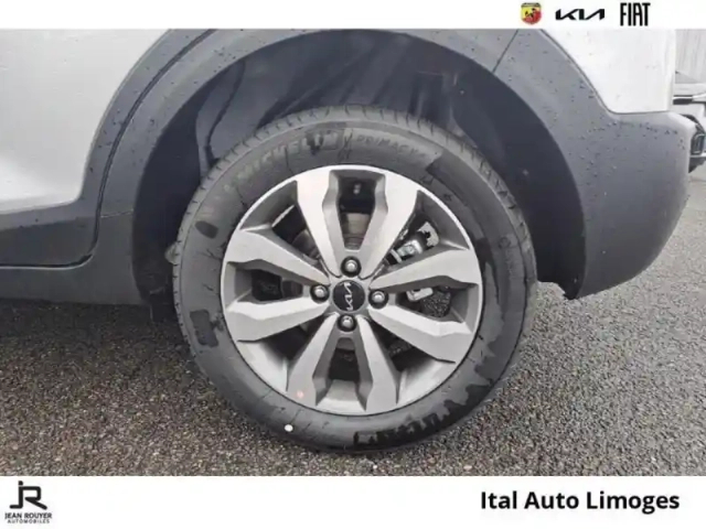Kia Stonic 1.0 t-gdi 100ch active dct7 — photo 10