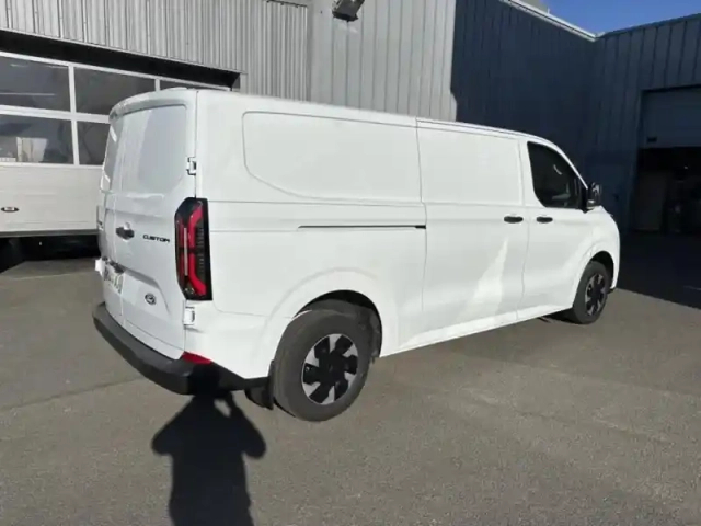 Ford Custom transit  fg 340 l2h1 electrique 160 kw 218ch batterie 71 kwh trend — photo 5