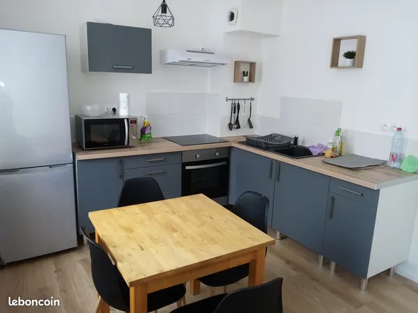 F2 cosy quartier Jaurès bien équipé