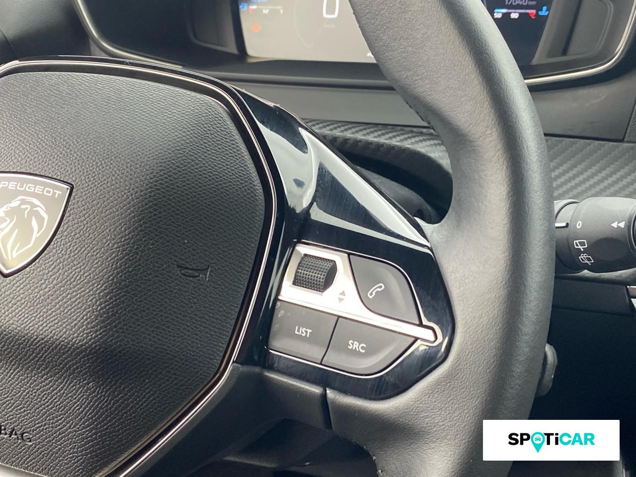 Peugeot 2008 1.2 puretech 100ch s&s allure — photo 16