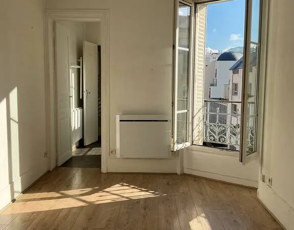Studio 1 pièce 19 m²