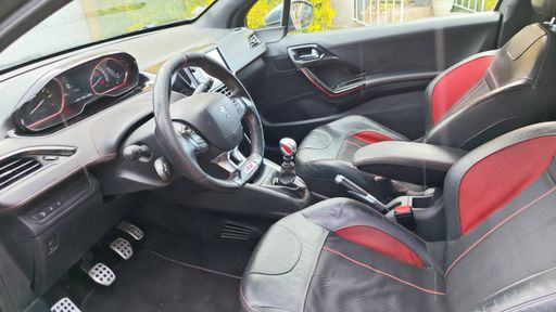 Peugeot 208 1.6 THP 208 - Gti By Peugeot Sport – 2015 – 102055 km – Essence – Boîte Manuelle — photo 17