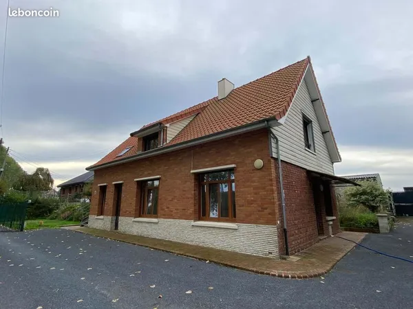 Propriété 7 pièces 139 m²