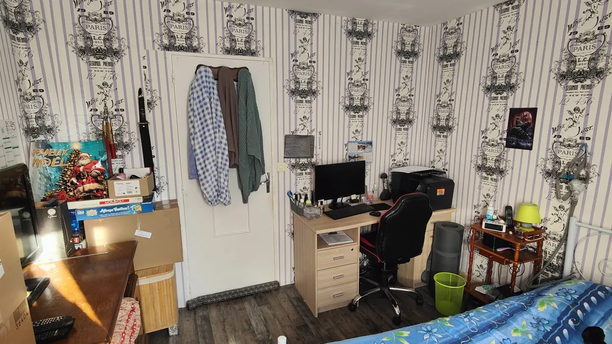Photo 3