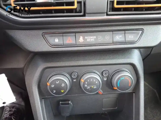 Dacia Sandero tce 90 - 22 — photo 20