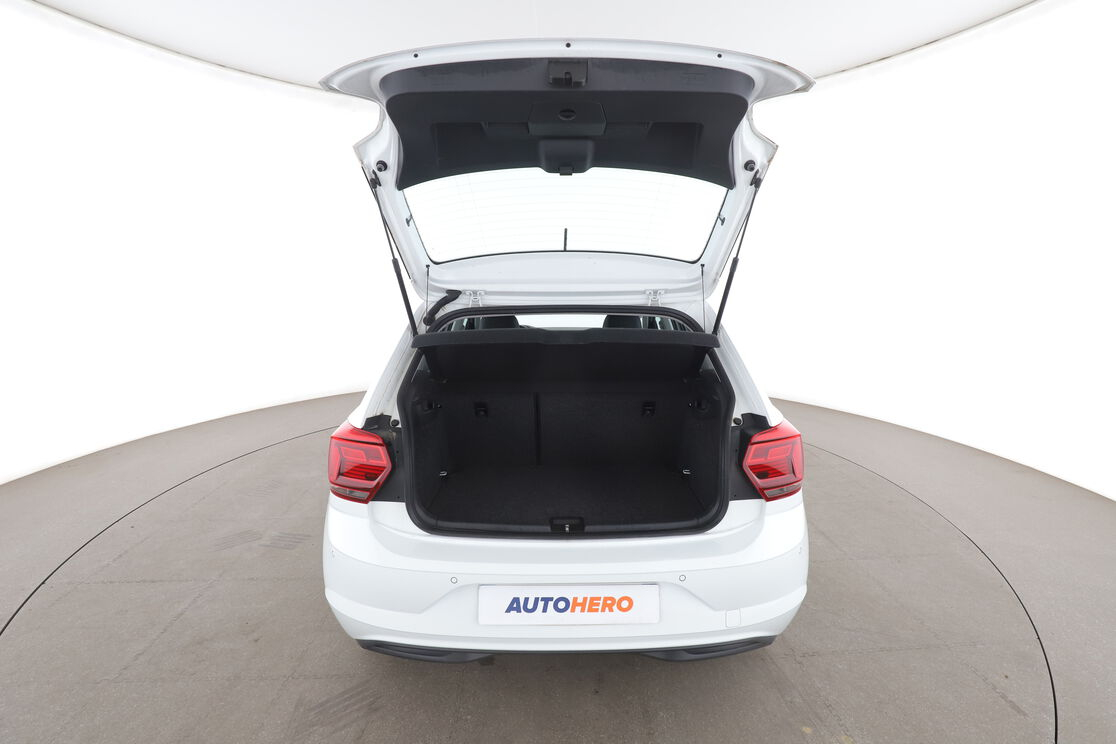 Volkswagen Polo 1.0 TSI Carat DSG7 — photo 15