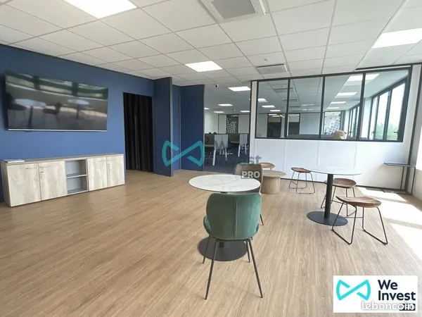 Bureaux 213 m² CHESSY