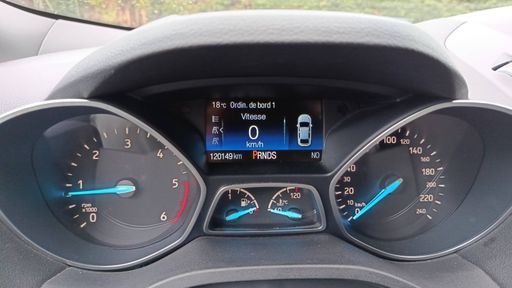 Ford Kuga 2.0 TDCi 150 AWD Powershift - ST-Line – 2019 – 120149 km – Diesel – Boîte Automatique — photo 24