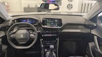 Peugeot 2008 1.2 PureTech 100ch S&S Allure — photo 8
