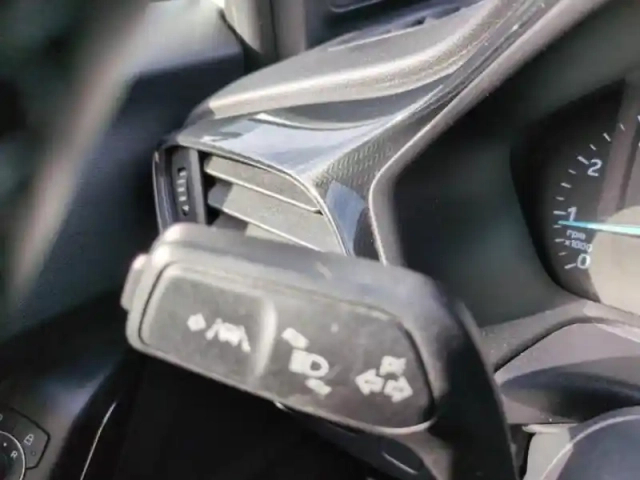 Ford Puma 1.0 flexifuel 125ch s&amp;s mhev titanium — photo 12