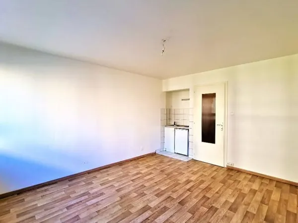 Studio 1 pièce 25 m²