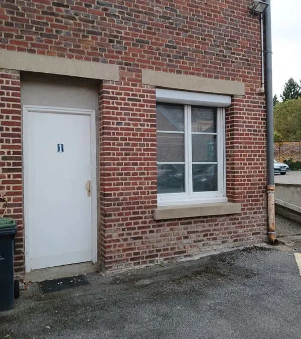 Photo 1