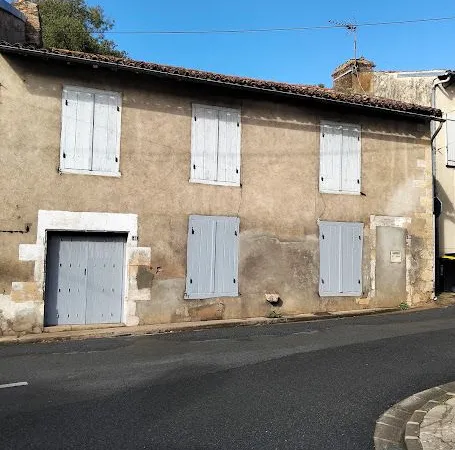 Maison 112 m2 centre lusignan