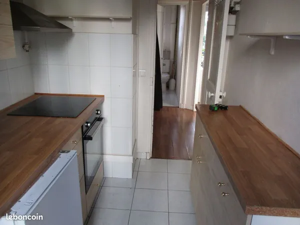 Location 2 pièces QUARTIER HOCHE