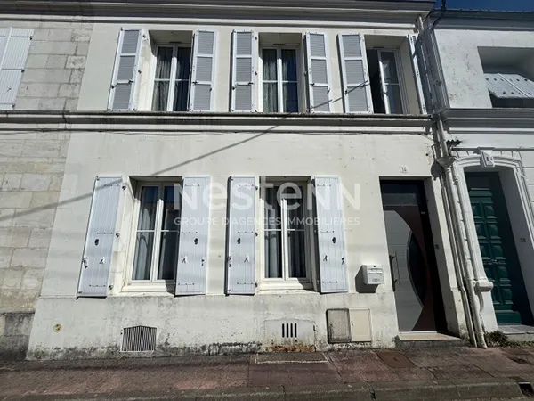 Proche Centre-Ville : Maison de 165m² 4 chambres avec jardin et cave