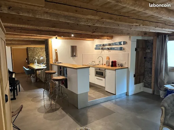 Bureau à louer à l'année - Coworking - Centre de Thônes