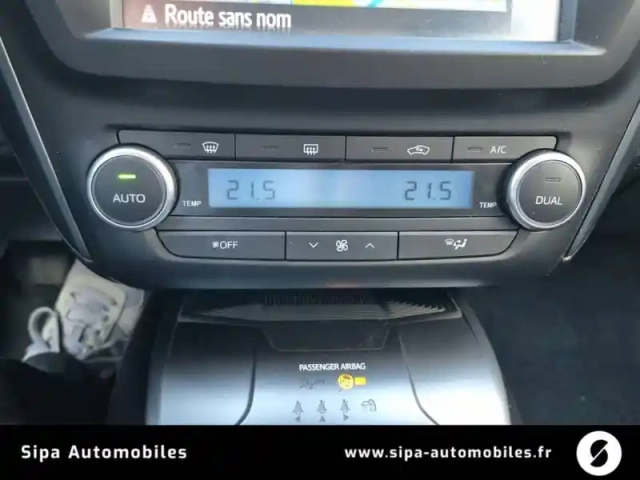 Toyota Avensis touring sports pro 112 d-4d — photo 17