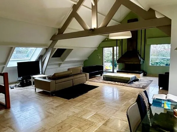 Maison 10 pièces 210 m²
