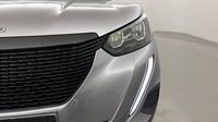 Peugeot 2008 1.2 PureTech 100ch S&S Active Pack — photo 17