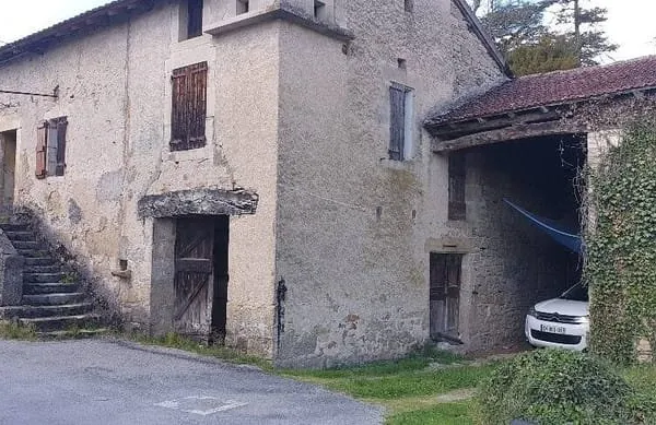 Maison 2 pièces 130 m²