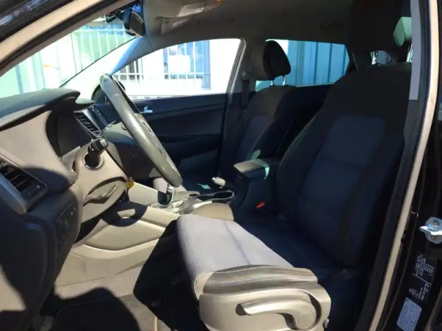 Hyundai Tucson 1.7 crdi 115 2wd — photo 7