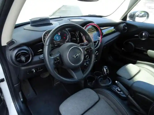 Mini Mini cooper 136ch edition premium plus bva7 — photo 3
