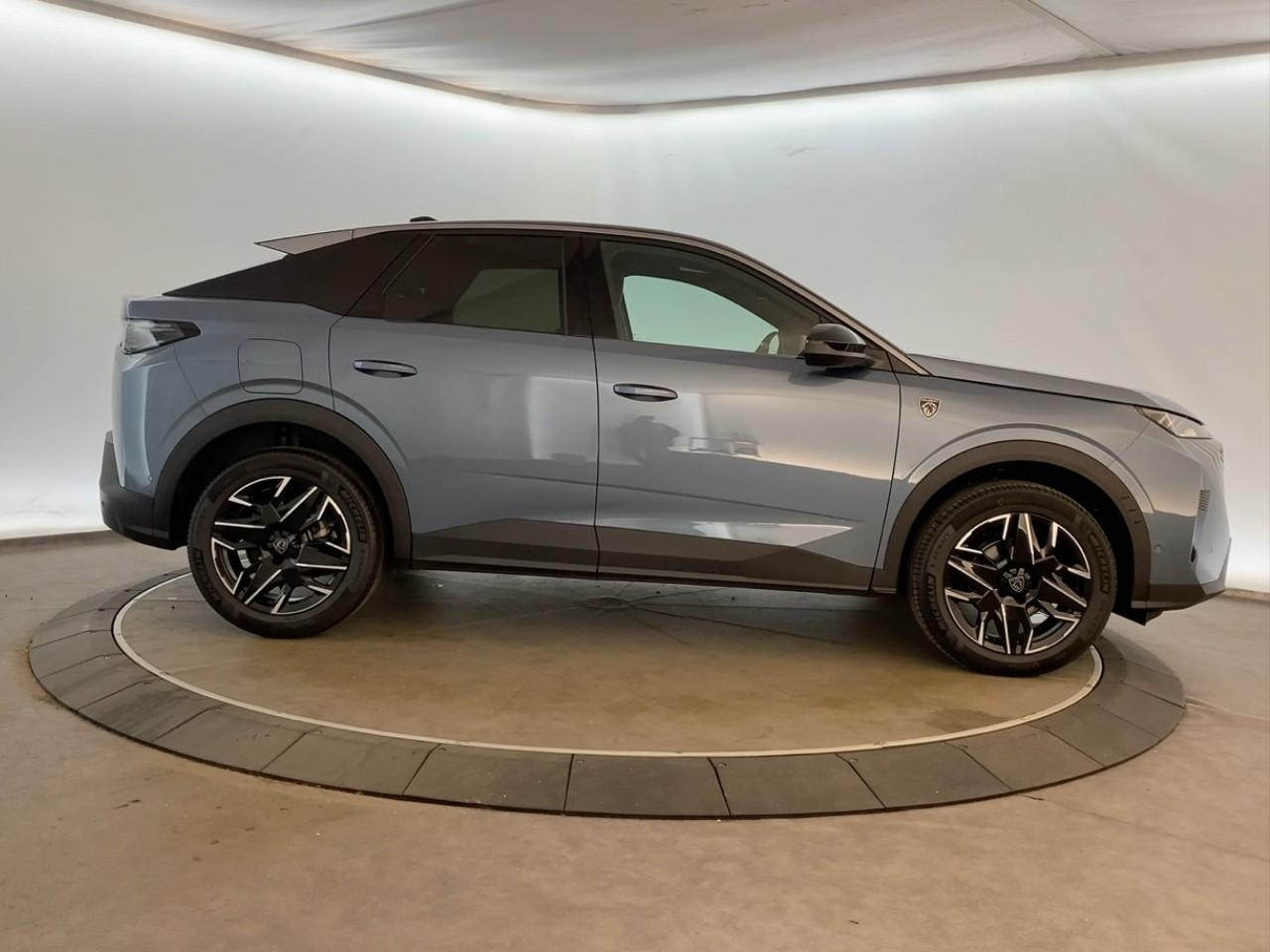 Peugeot 3008 hybrid 145 e-dcs6 gt — photo 4
