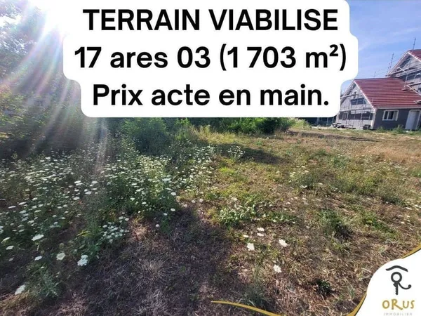 Terrain constructible 1693 m²