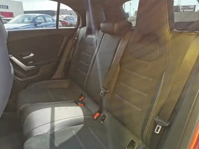 Mercedes Classe A 200 compacte amgline 163 ch 7g — photo 10