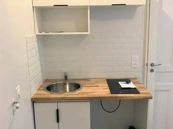 Studio 1 pièce 13 m²